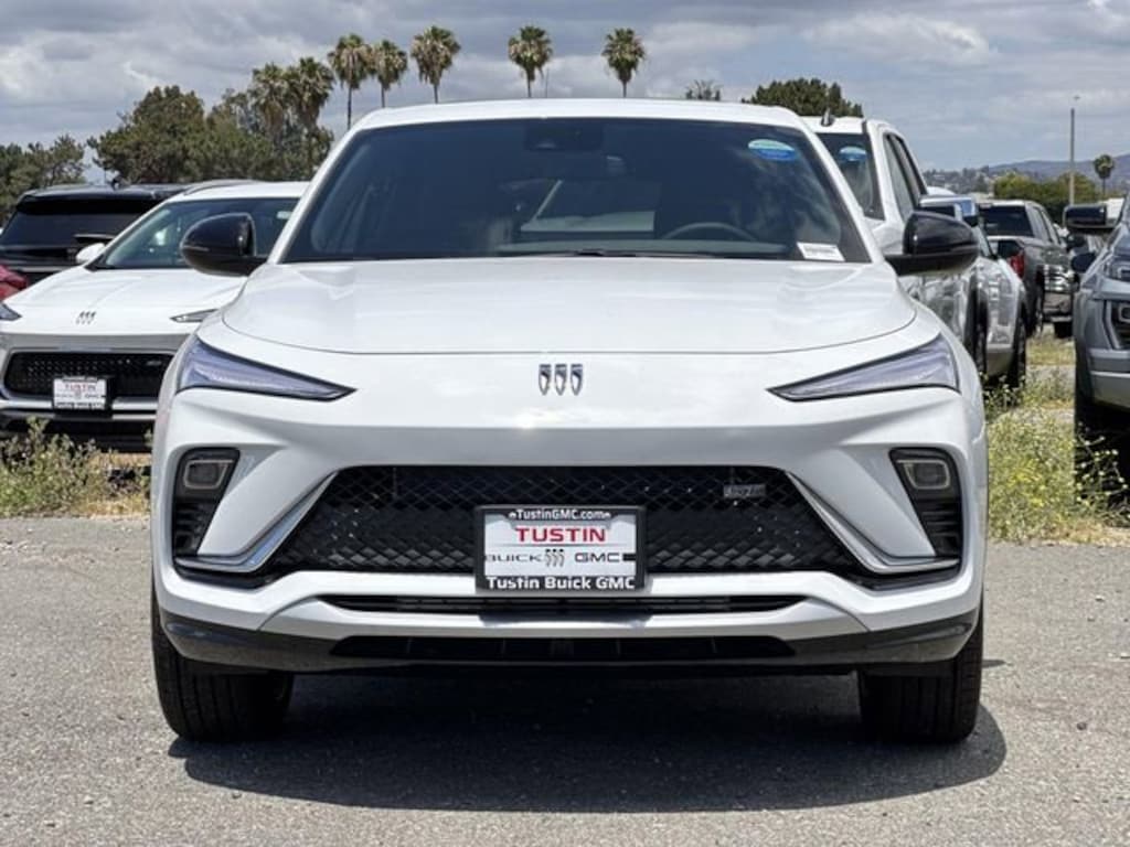 New 2026 Buick Envista Sport Touring SUV
