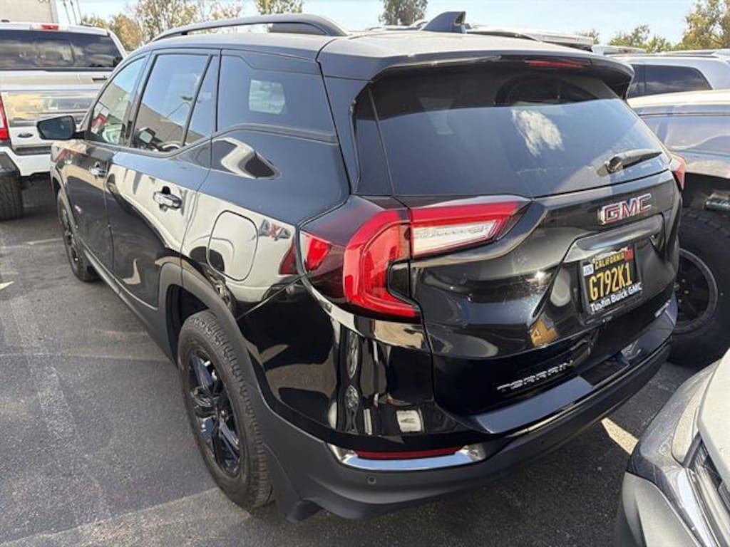 Used 2023 GMC Terrain AT4 SUV