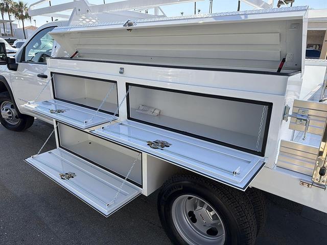 2026 GMC Sierra 3500 Chassis Cab Pro - Photo 22