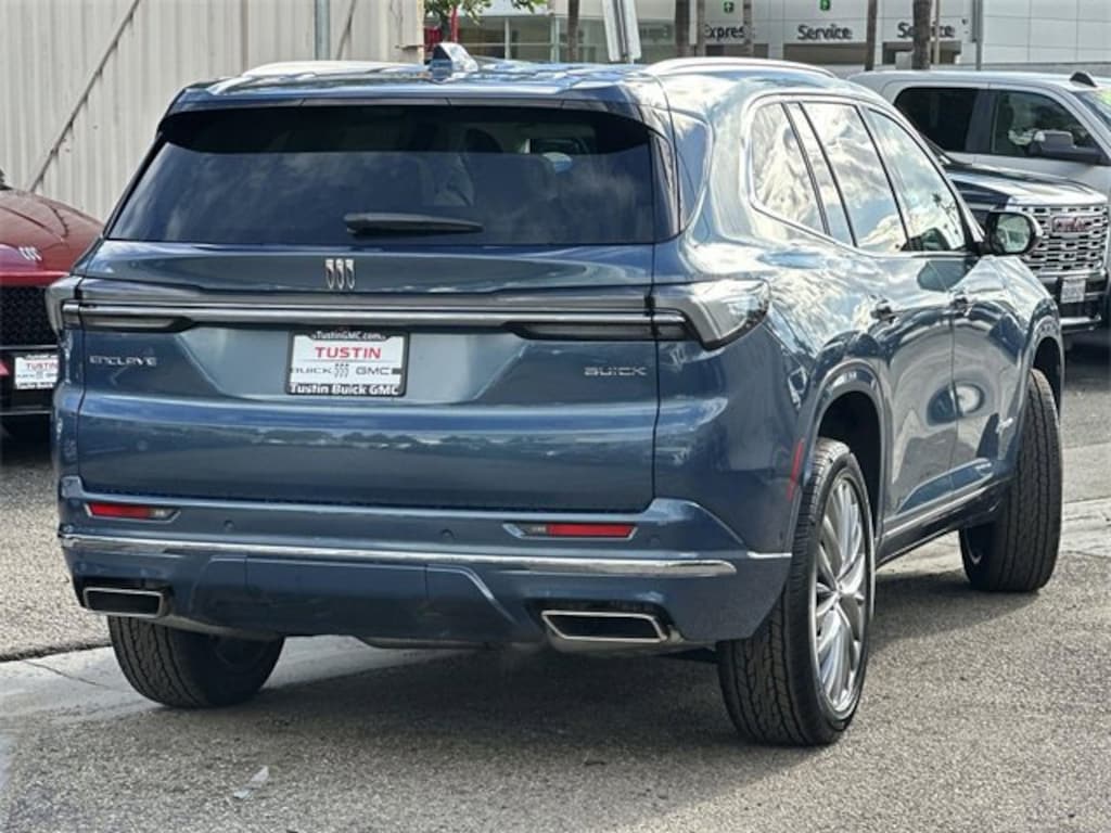 New 2026 Buick Enclave Avenir SUV