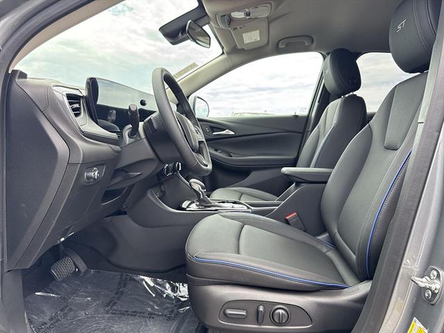 2026 Buick Encore GX Sport Touring - Photo 18