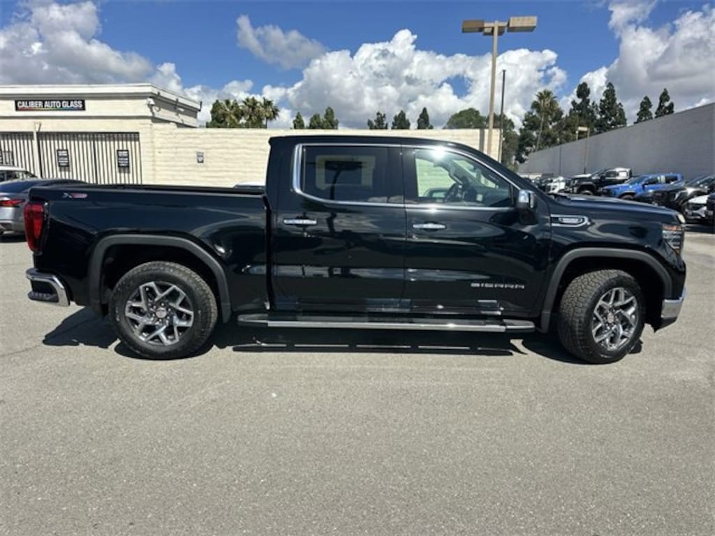 New 2026 GMC Sierra 1500 SLT Truck