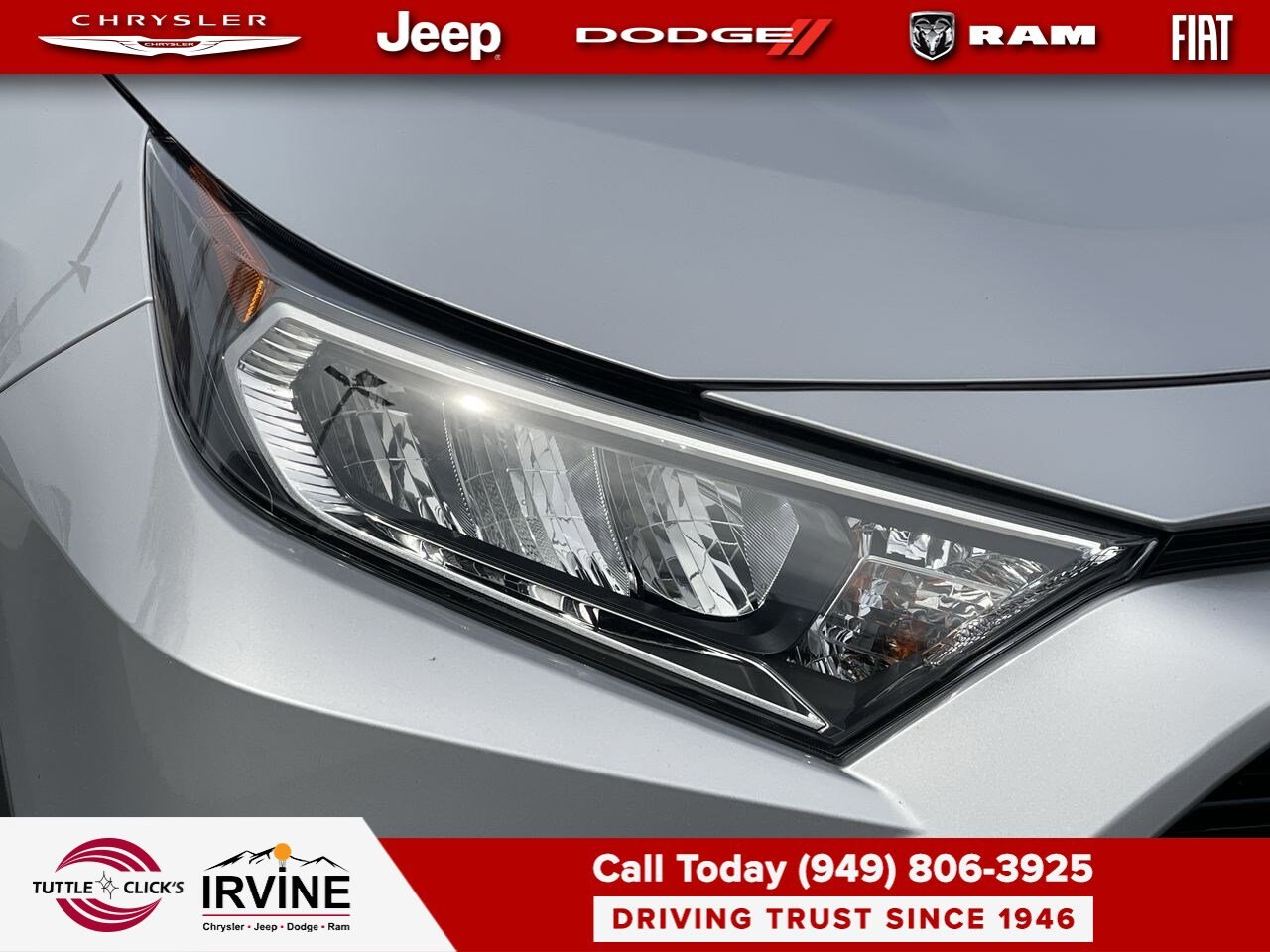 2020 Toyota RAV4 XLE Premium photo 6