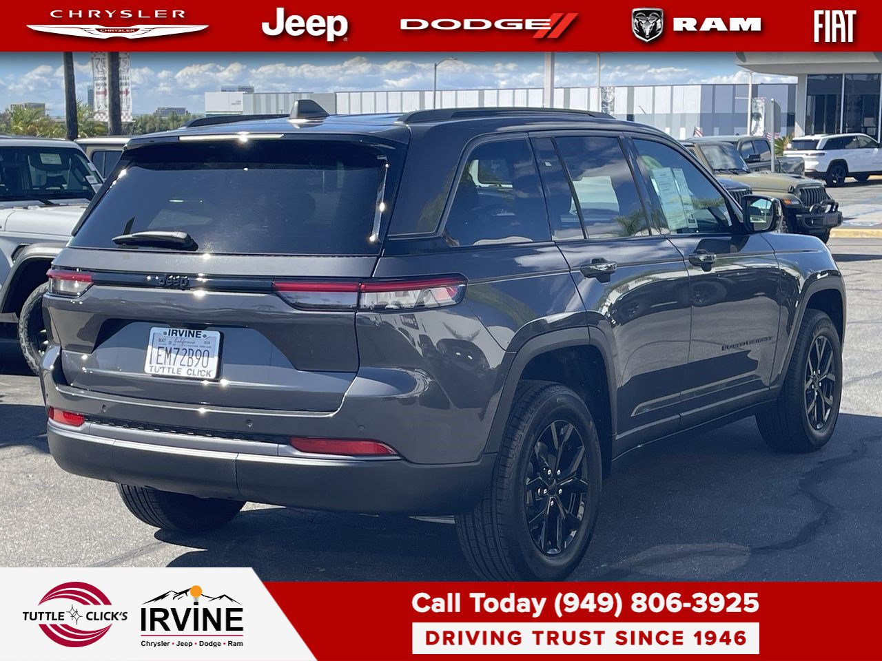 2026 Jeep Grand Cherokee Laredo Altitude photo 5