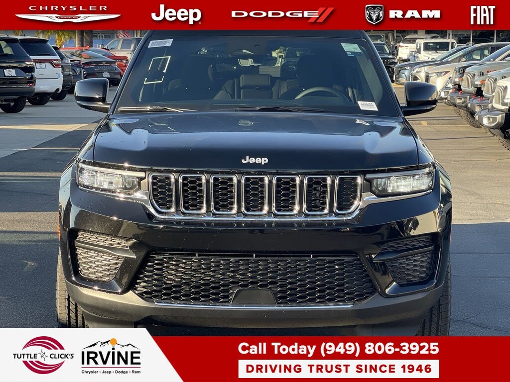 New 2025 Jeep Grand Cherokee Laredo SUV