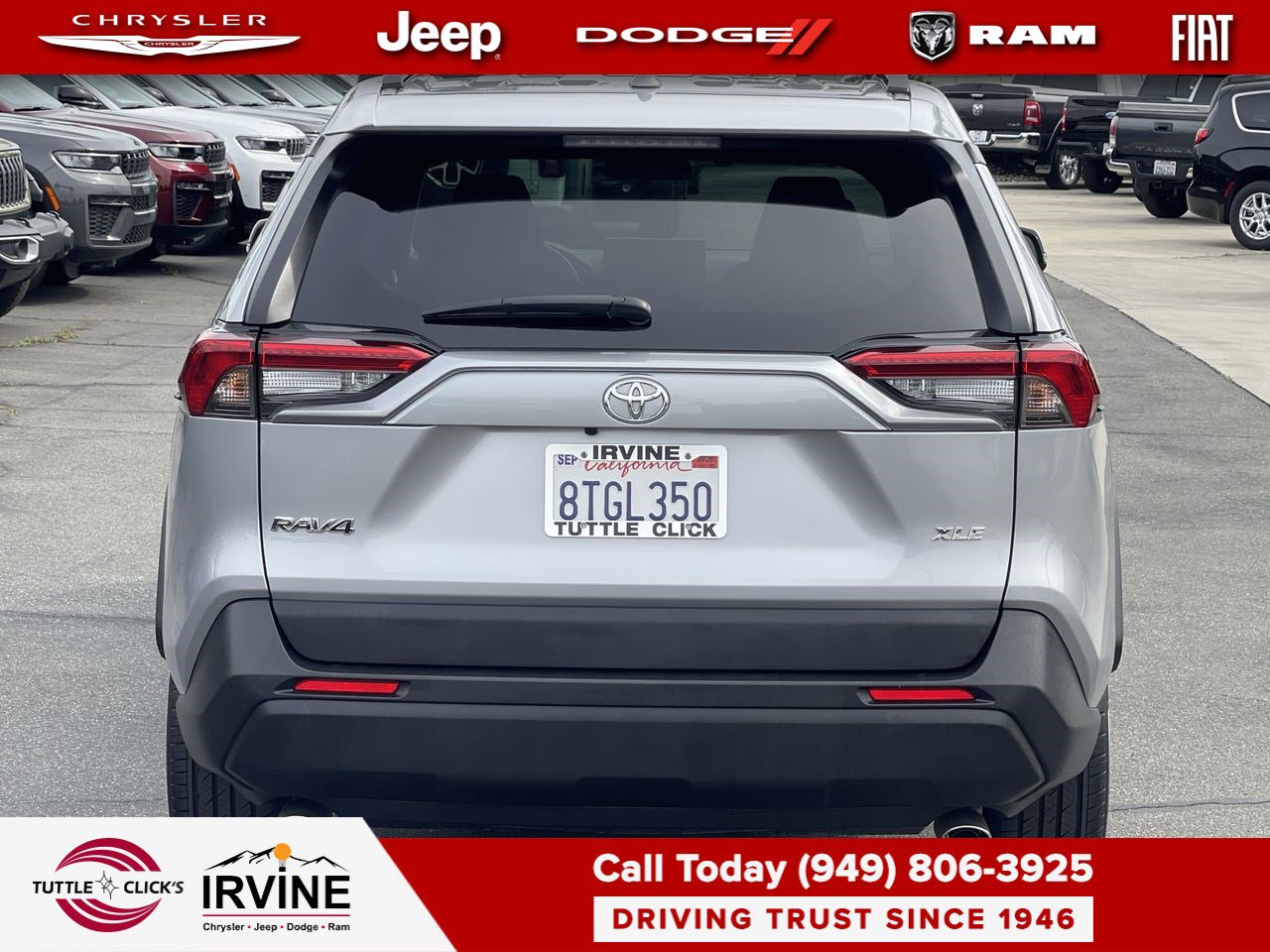 2020 Toyota RAV4 XLE Premium photo 4