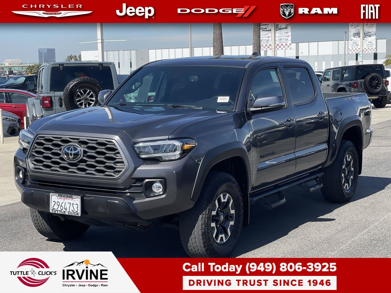 2023 Toyota Tacoma 4WD TRD Off Road photo 2