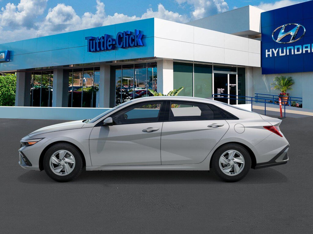 New 2026 Hyundai Elantra SE Sedan