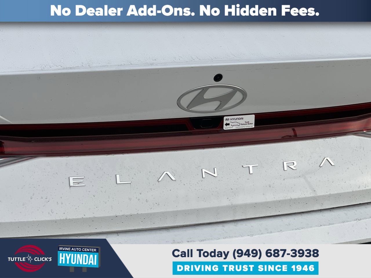 2025 Hyundai Elantra SEL Convenience photo 3