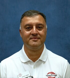 Staff member Arash Hamidi from ID_63b2fbcdbd94