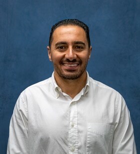 Staff member Rami Aziz from ID_63b2fbcdbd94