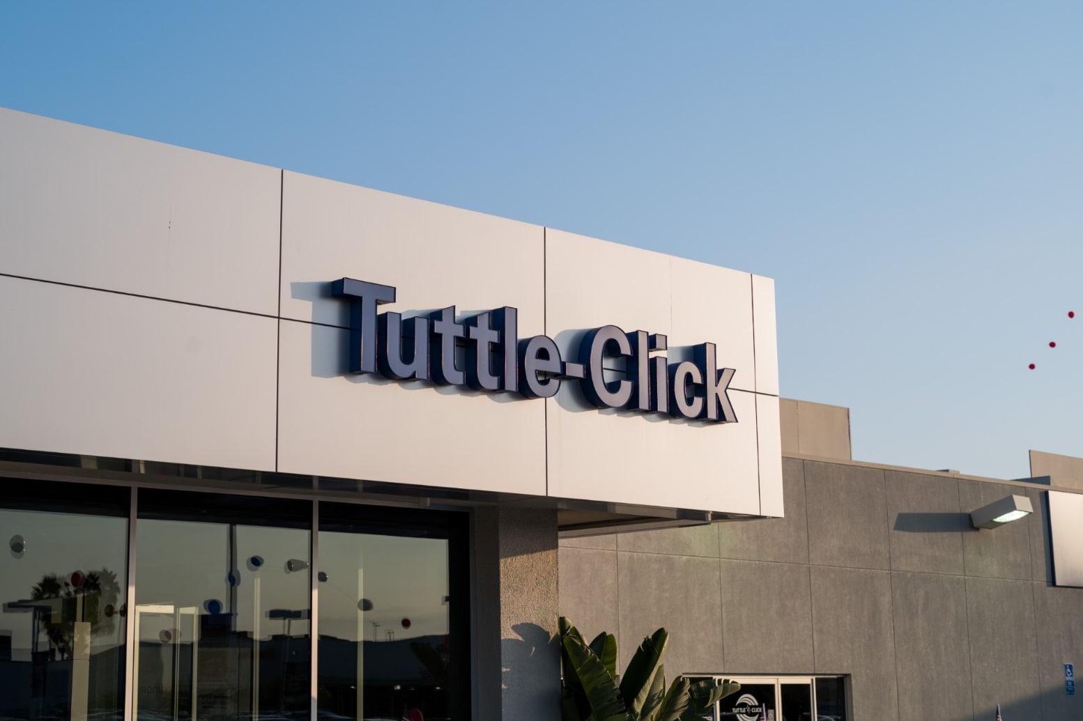 New and Used Hyundai dealership in Irvine | Tuttle Click Hyundai