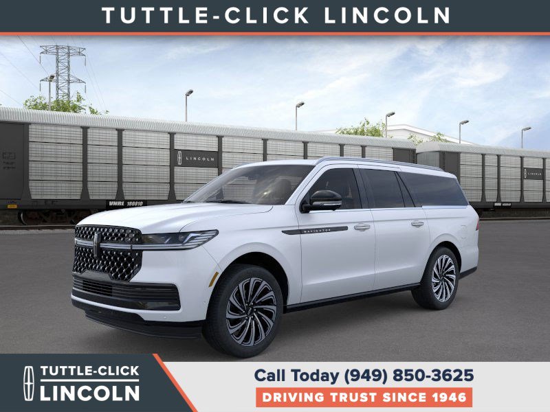 2026 Lincoln Navigator Black Label's photo