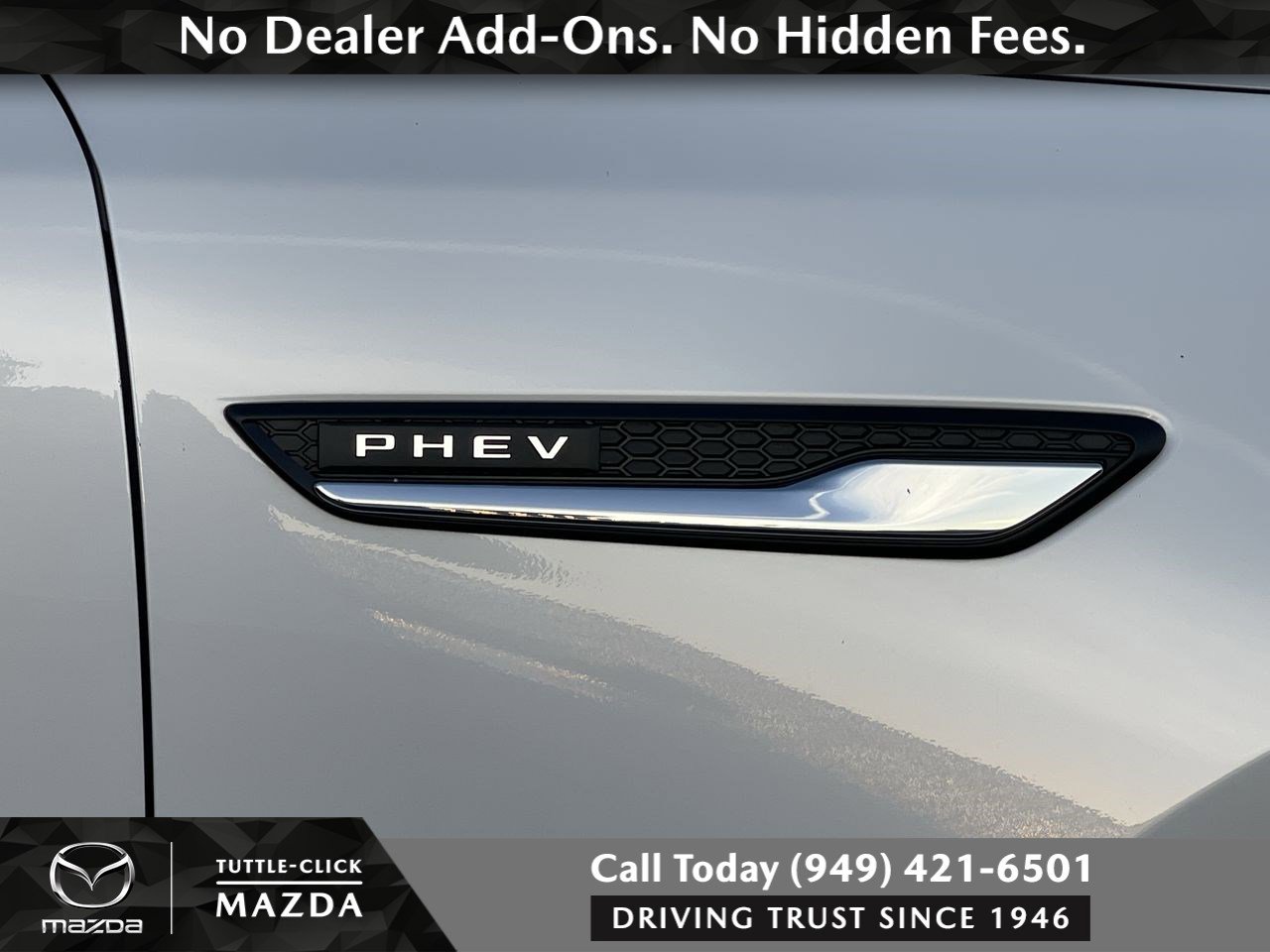 2024 Mazda CX-90 PHEV Premium photo 3