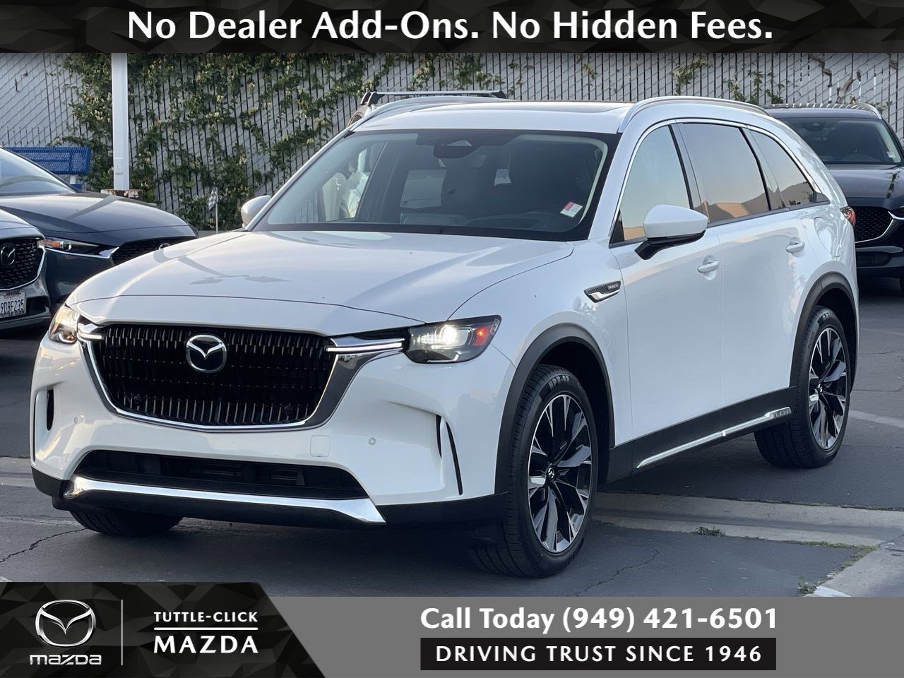 2024 Mazda CX-90 PHEV Premium photo 2