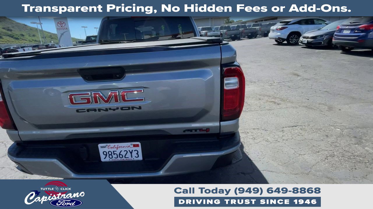 2024 GMC Canyon 4WD AT4 photo 6