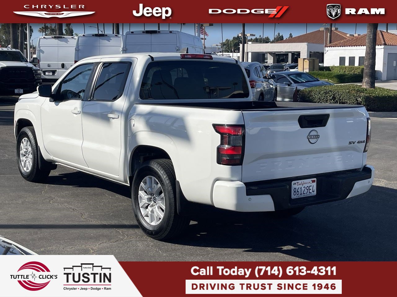 2022 Nissan Frontier SV Crew Cab photo 4