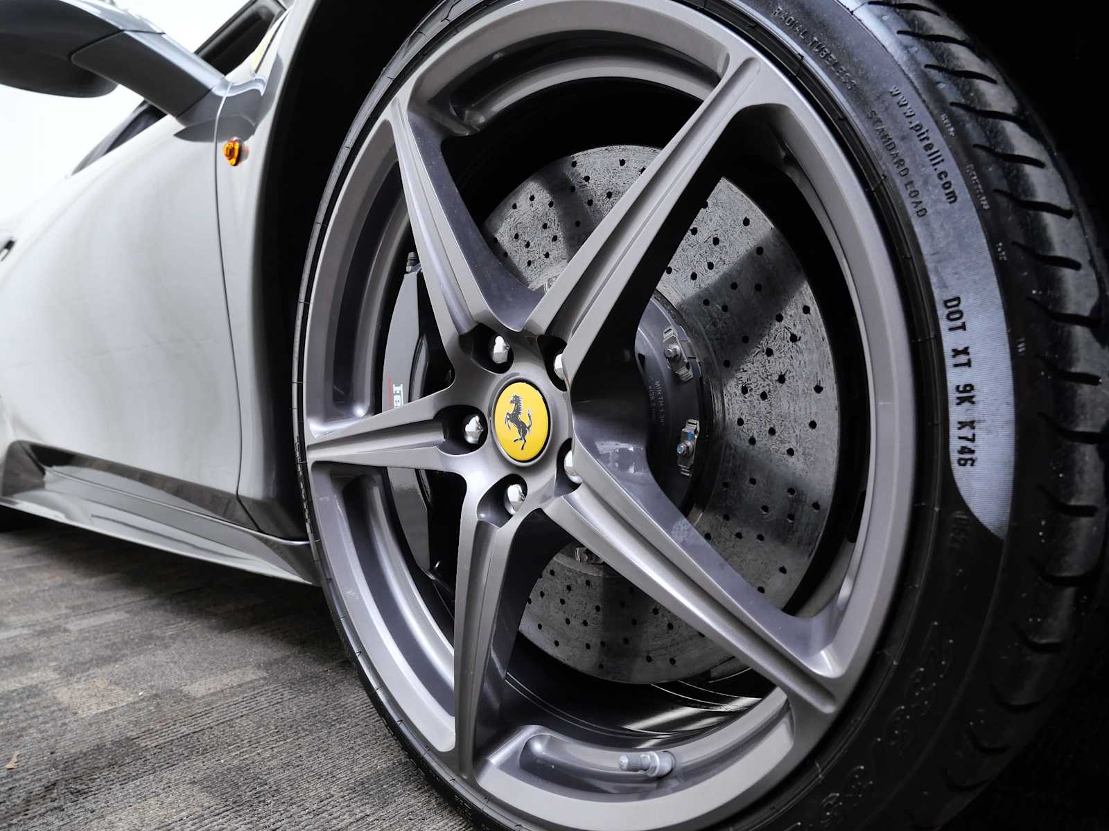 Thumbnail: 2014 Ferrari 458 - 11