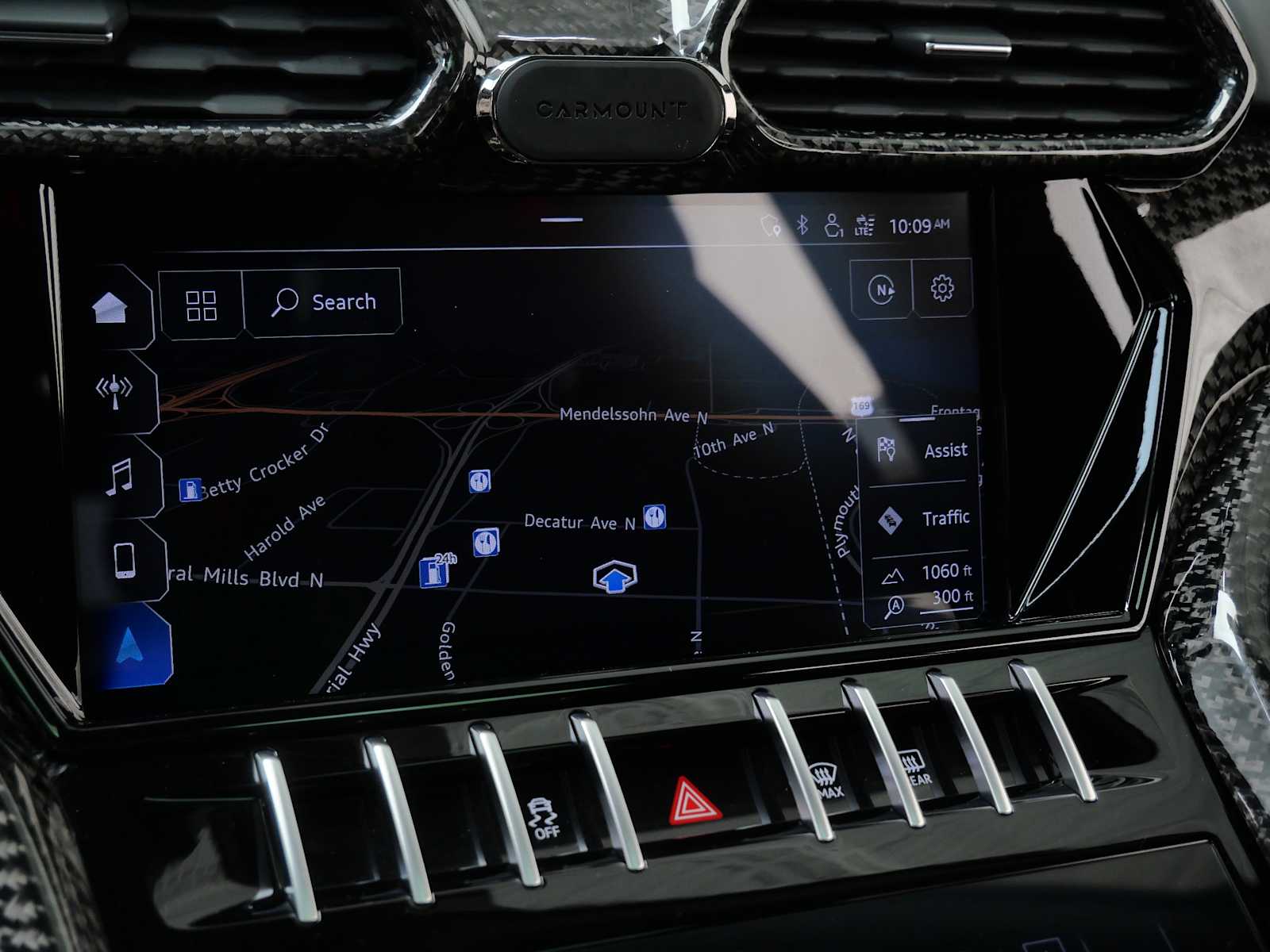 Thumbnail: 2020 Lamborghini Urus - 34