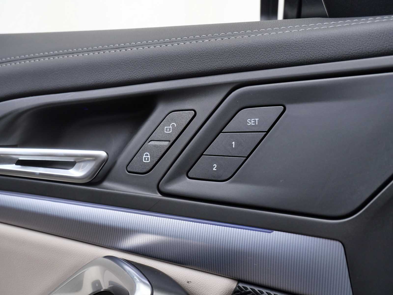 Thumbnail: 2025 BMW X1 - 32