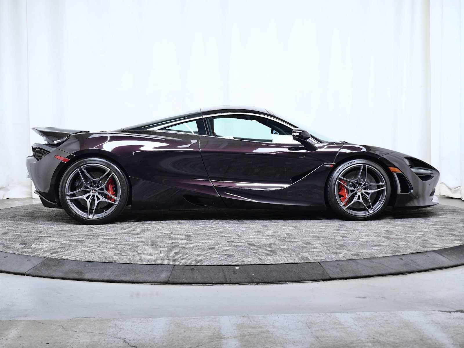 Thumbnail: 2018 Mclaren 720S - 6