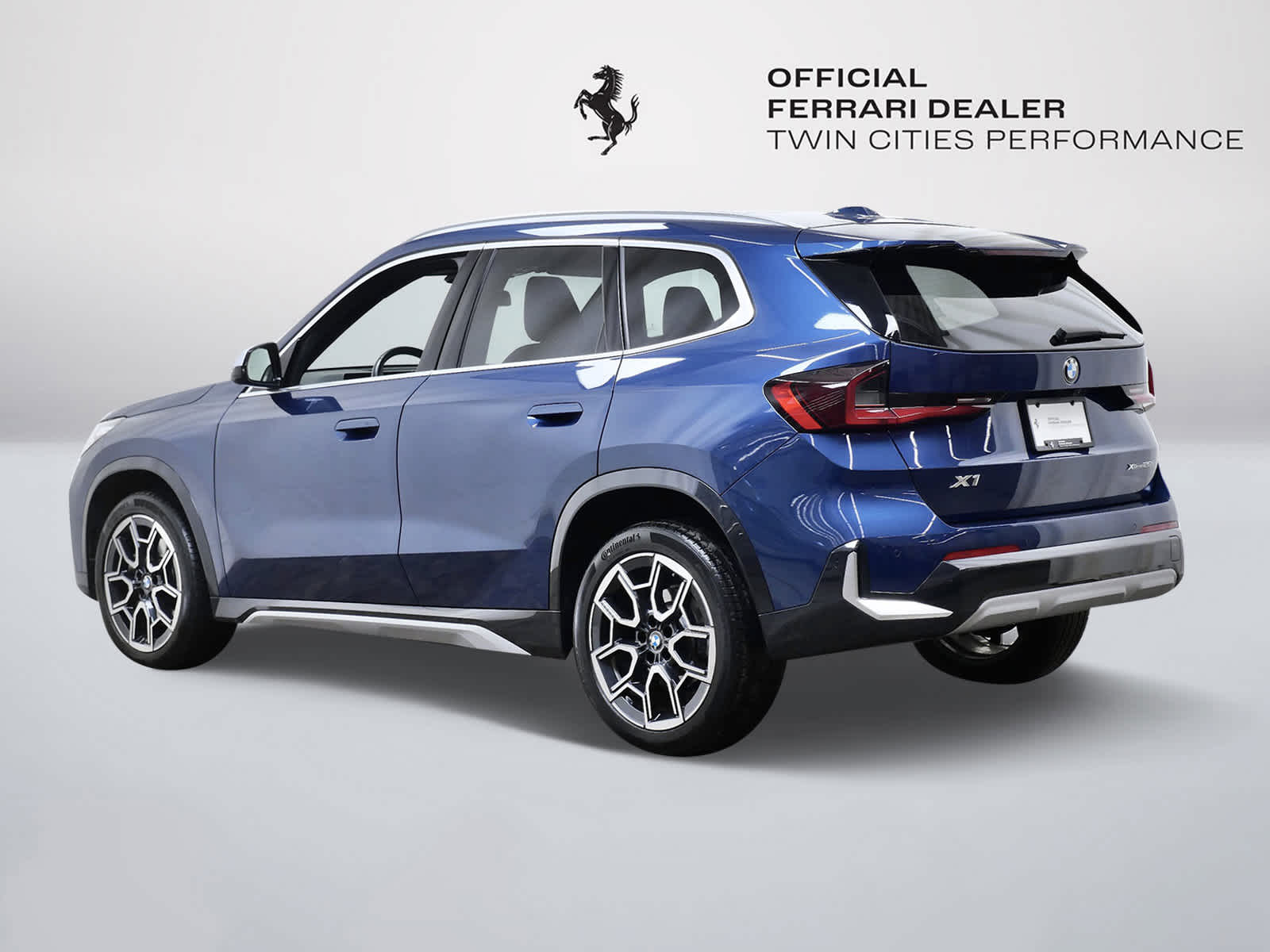 Thumbnail: 2023 BMW X1 - 3