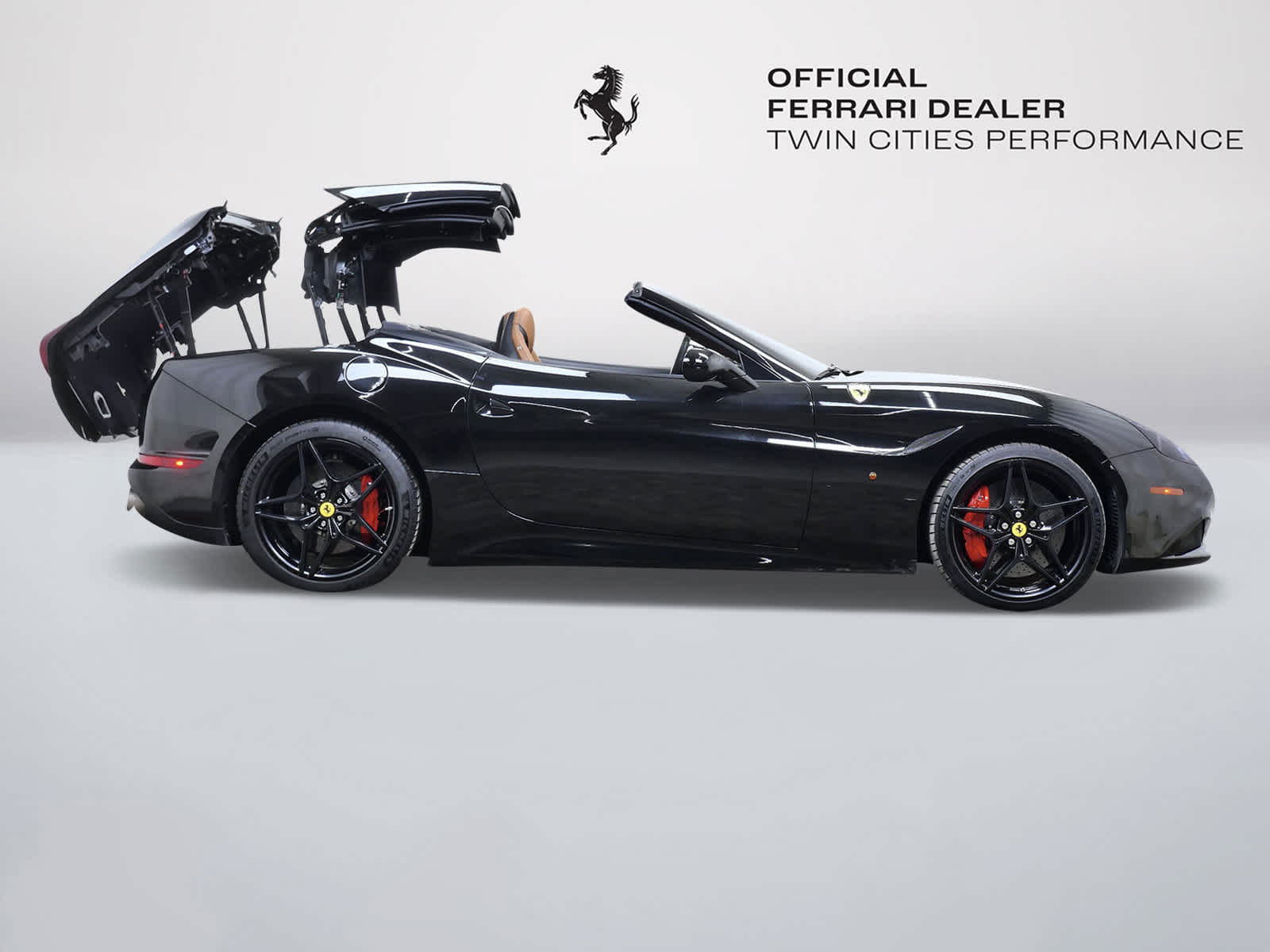 Thumbnail: 2015 Ferrari California - 12