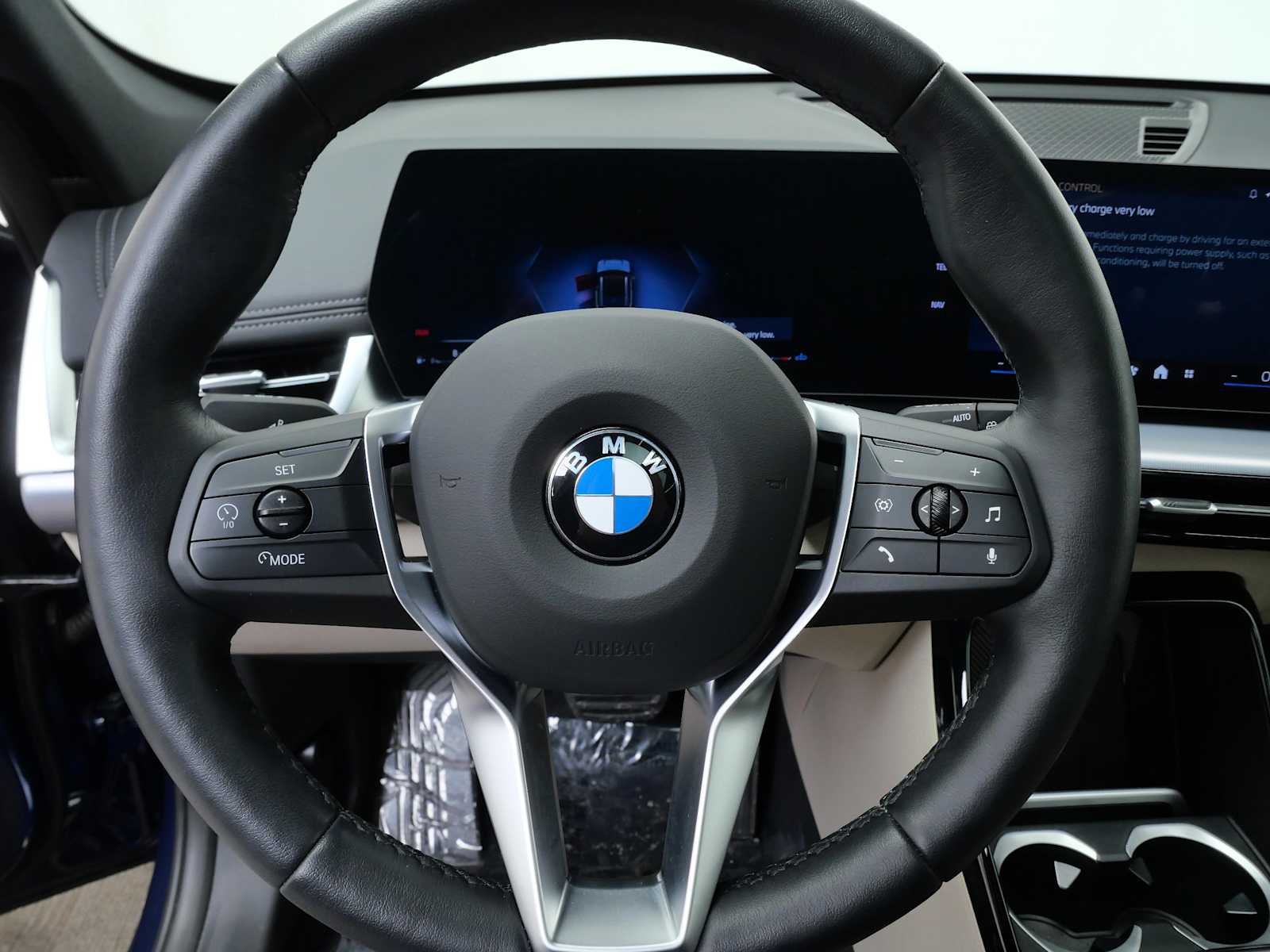 Thumbnail: 2025 BMW X1 - 25