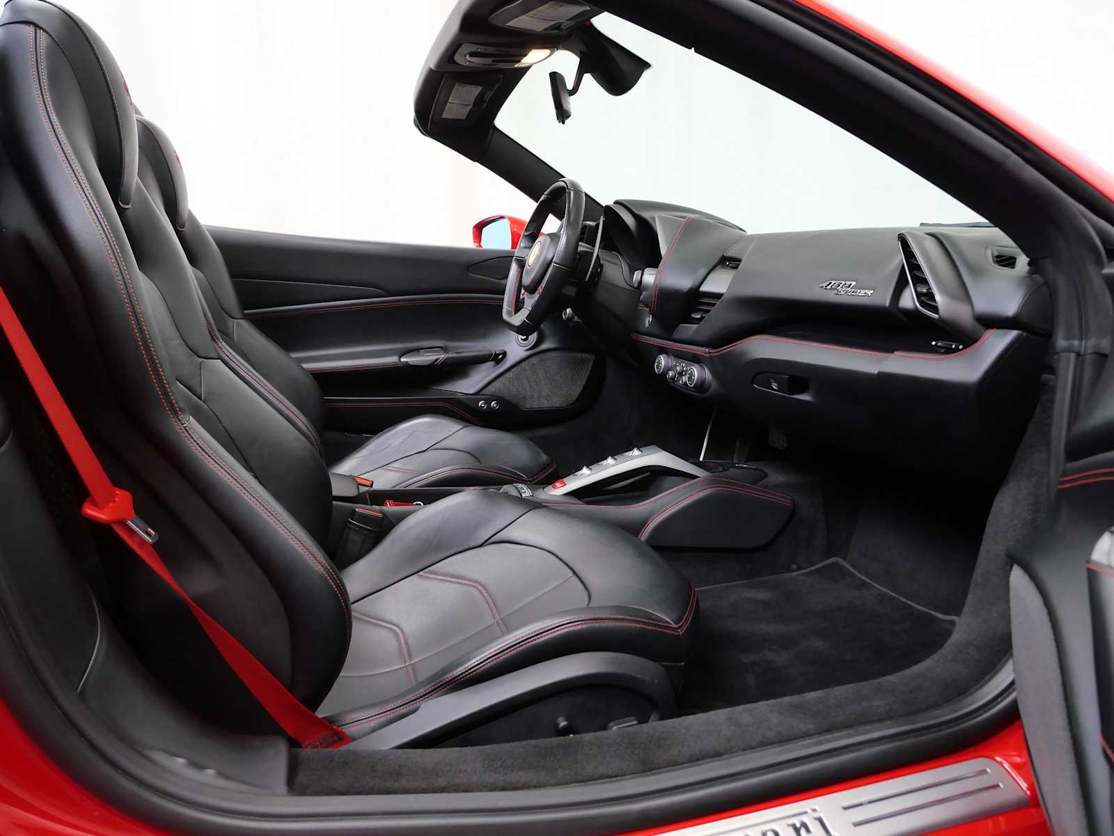 Thumbnail: 2019 Ferrari 488 - 16