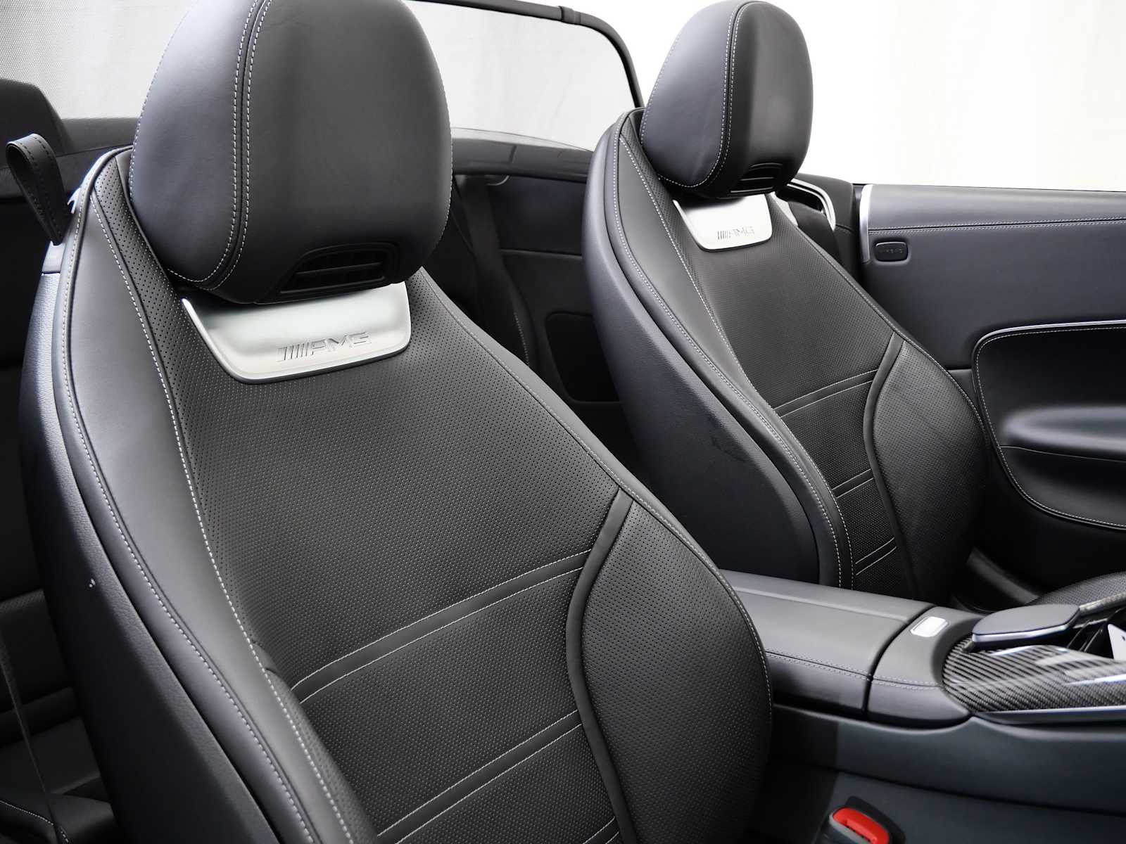 Thumbnail: 2022 Mercedes-Benz SL-Class - 18