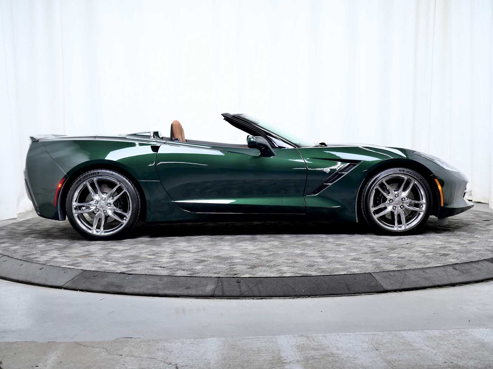 Thumbnail: 2014 Chevrolet Corvette - 13