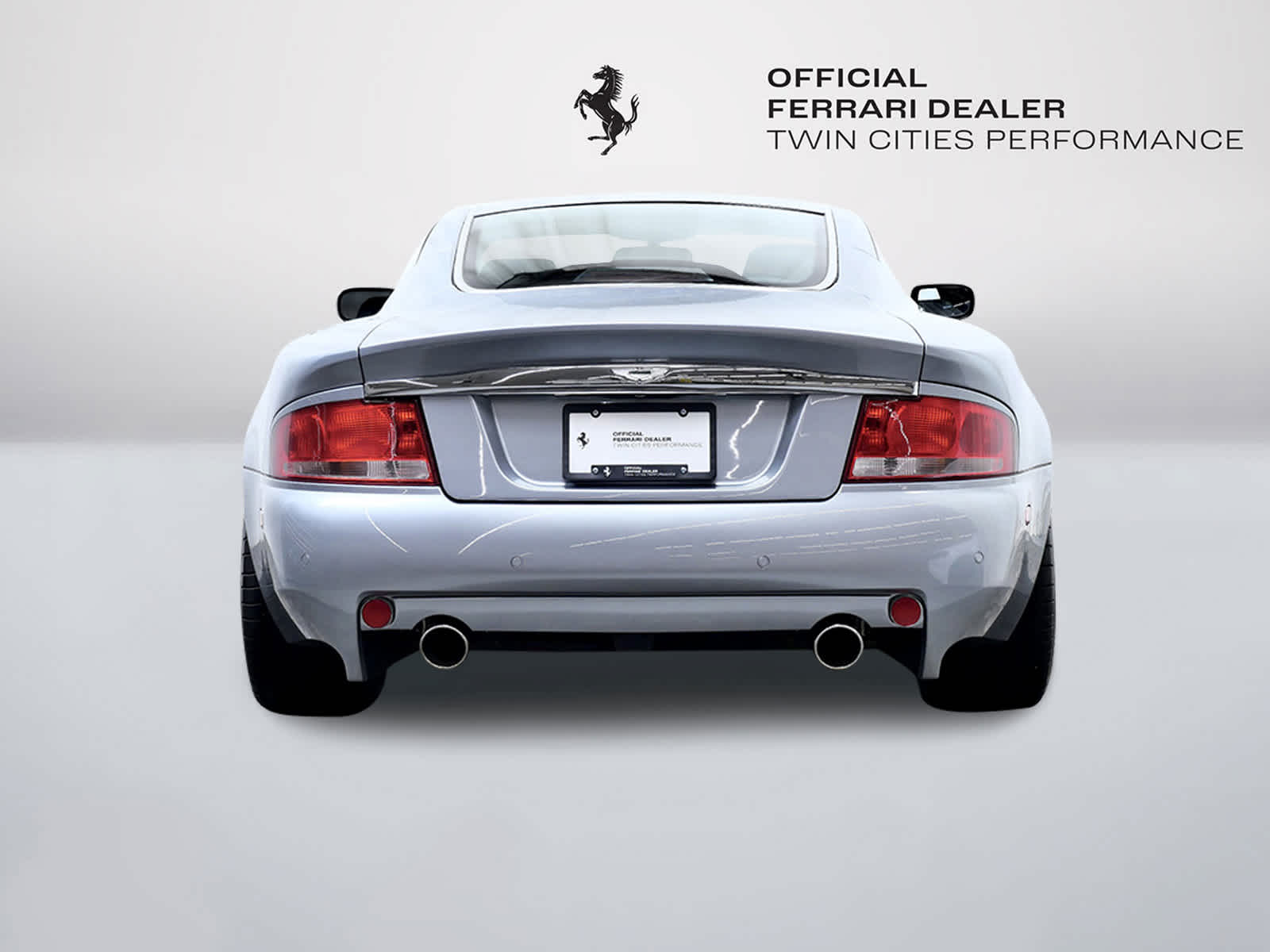 Thumbnail: 2003 Aston Martin Vanquish - 4