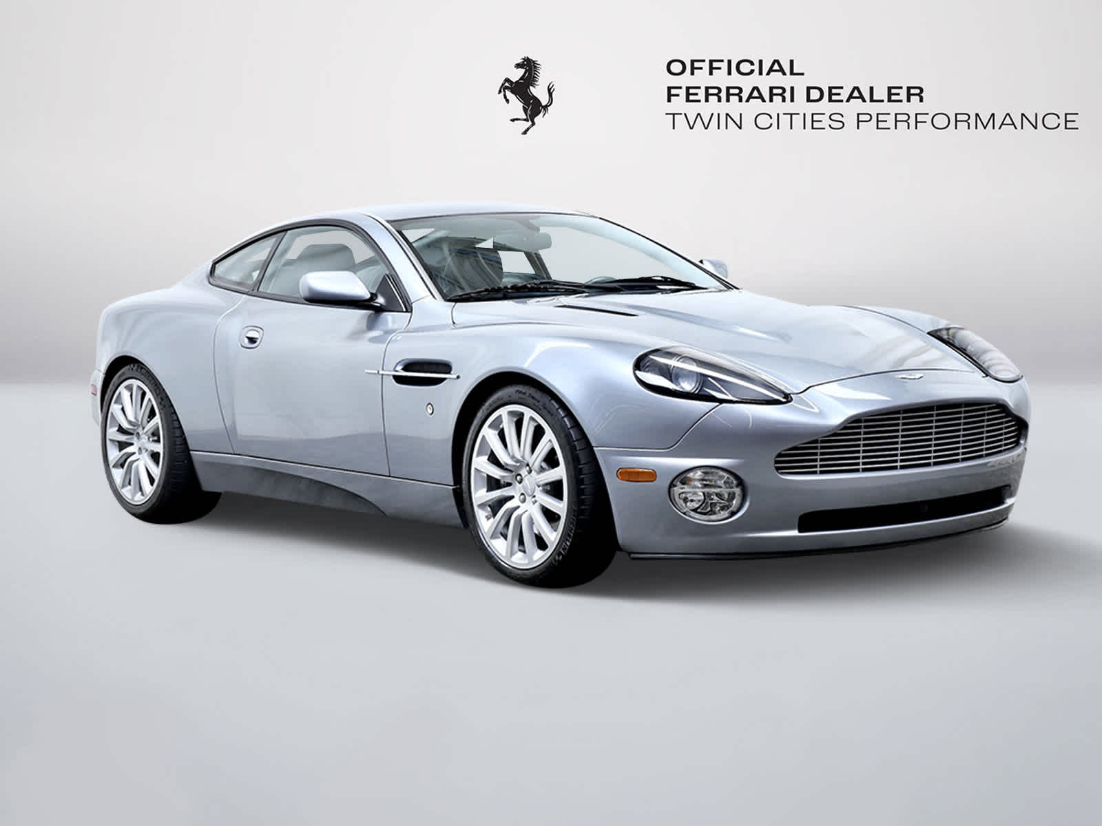 Thumbnail: 2003 Aston Martin Vanquish - 8