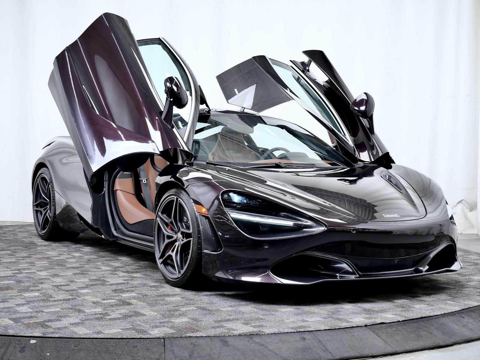 Thumbnail: 2018 Mclaren 720S - 9