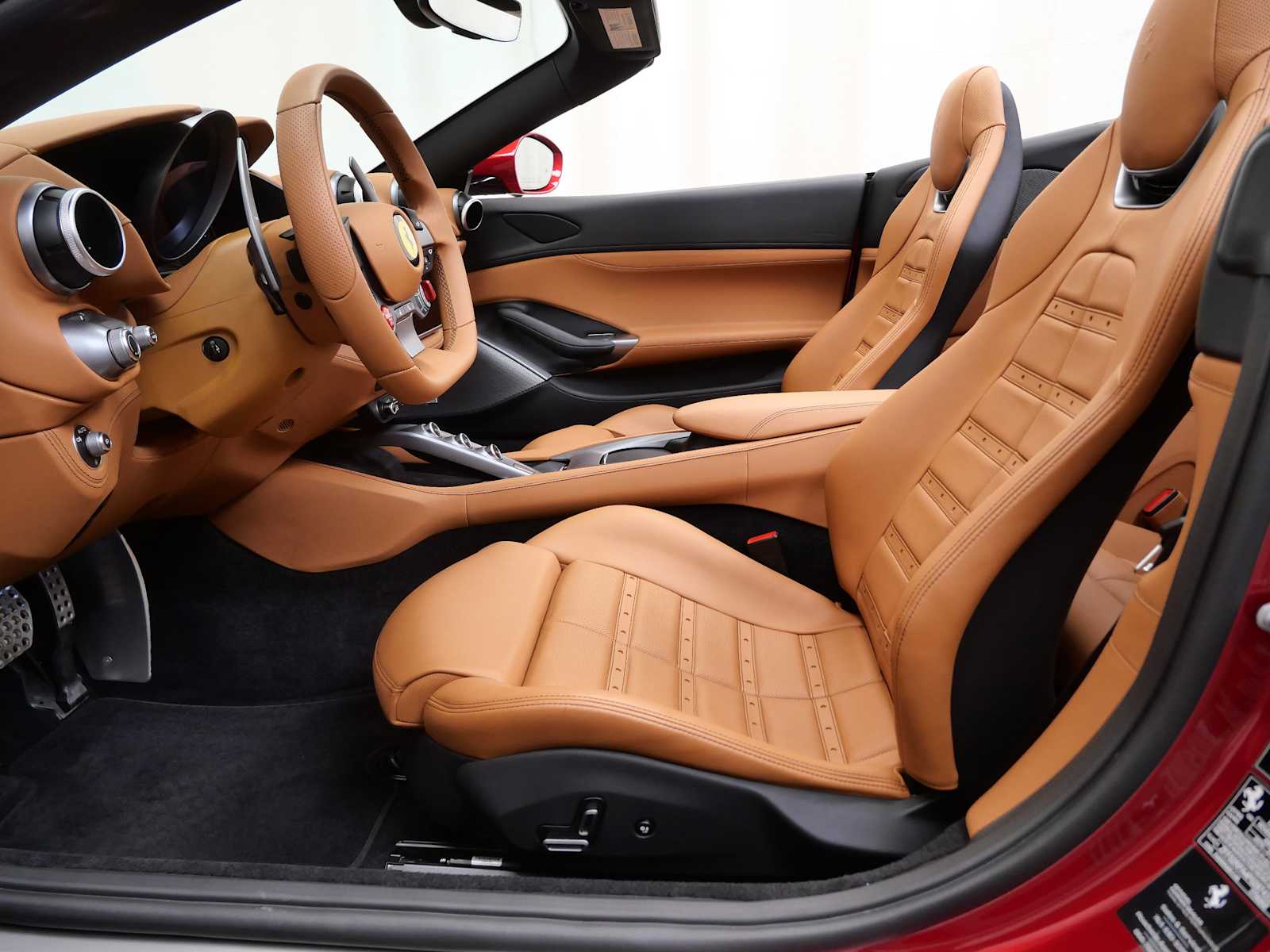 Thumbnail: 2023 Ferrari Portofino - 18