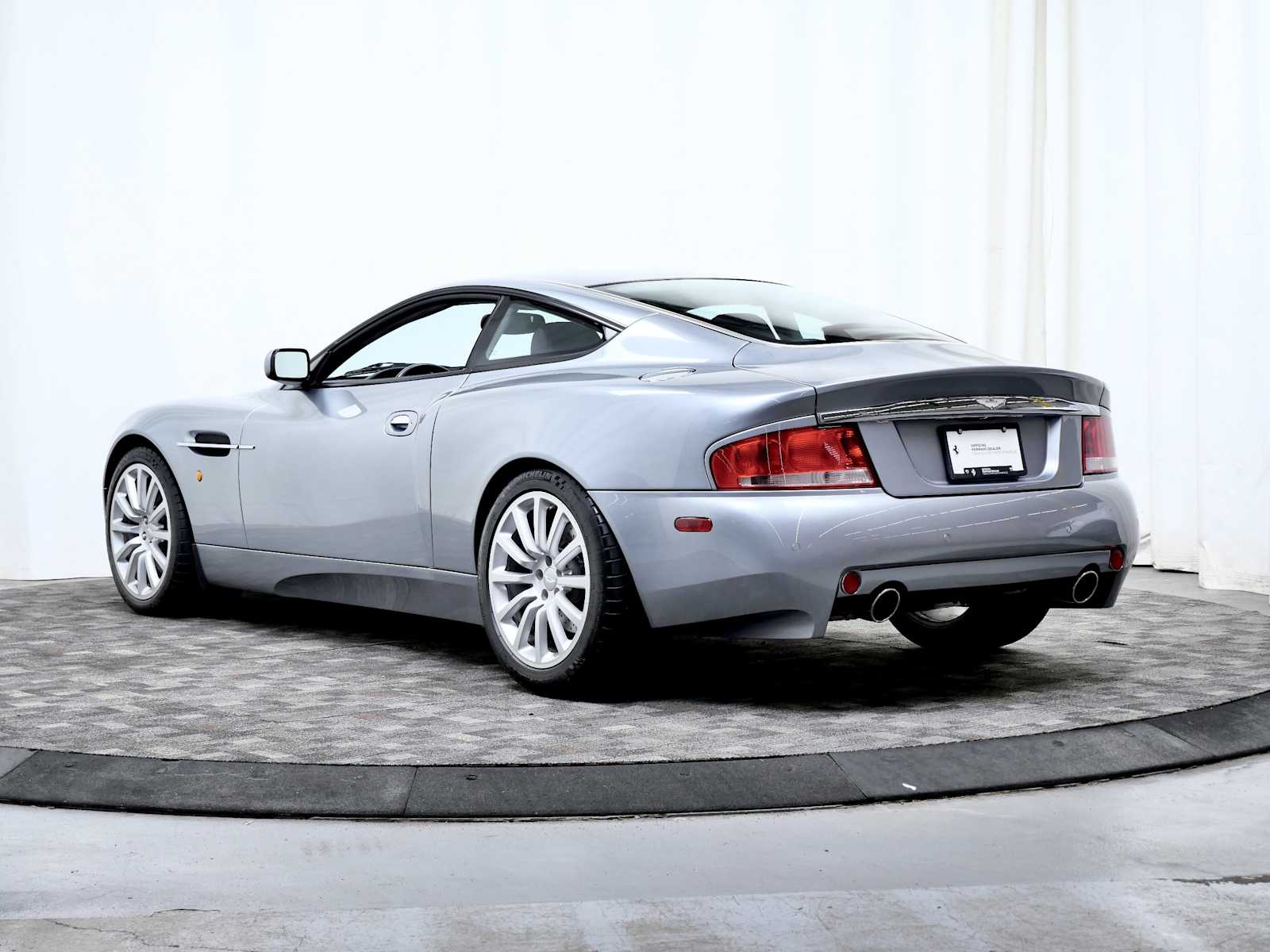 Thumbnail: 2003 Aston Martin Vanquish - 3