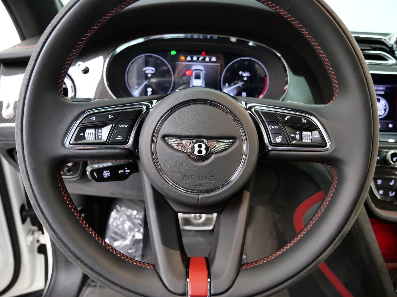 Thumbnail: 2021 Bentley Bentayga - 27