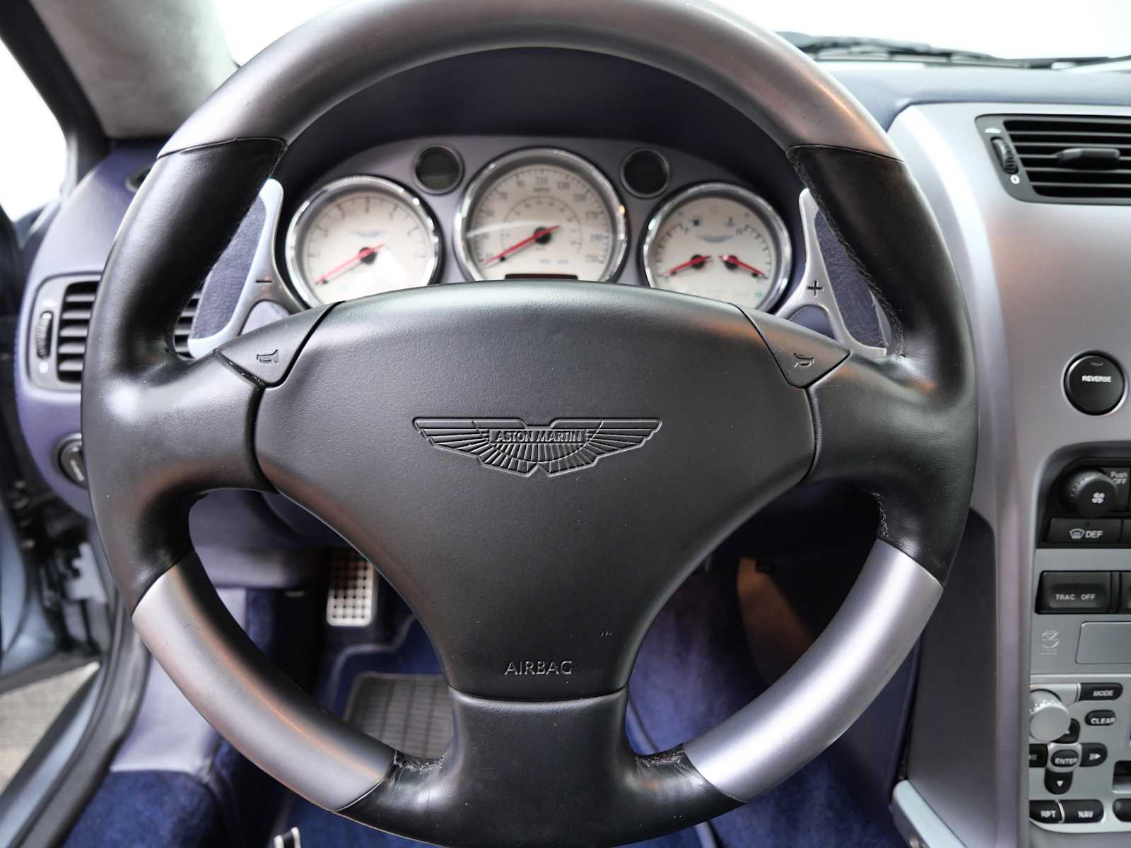Thumbnail: 2003 Aston Martin Vanquish - 24