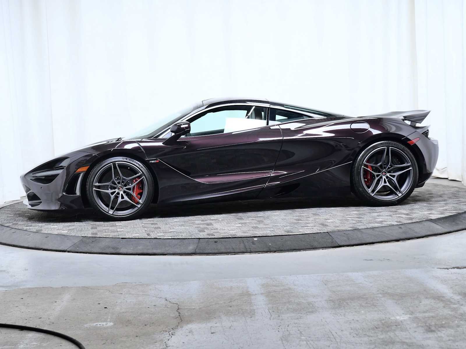 Thumbnail: 2018 Mclaren 720S - 2