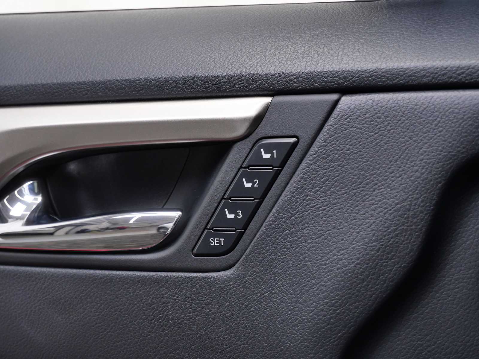 Thumbnail: 2022 Lexus RX - 30