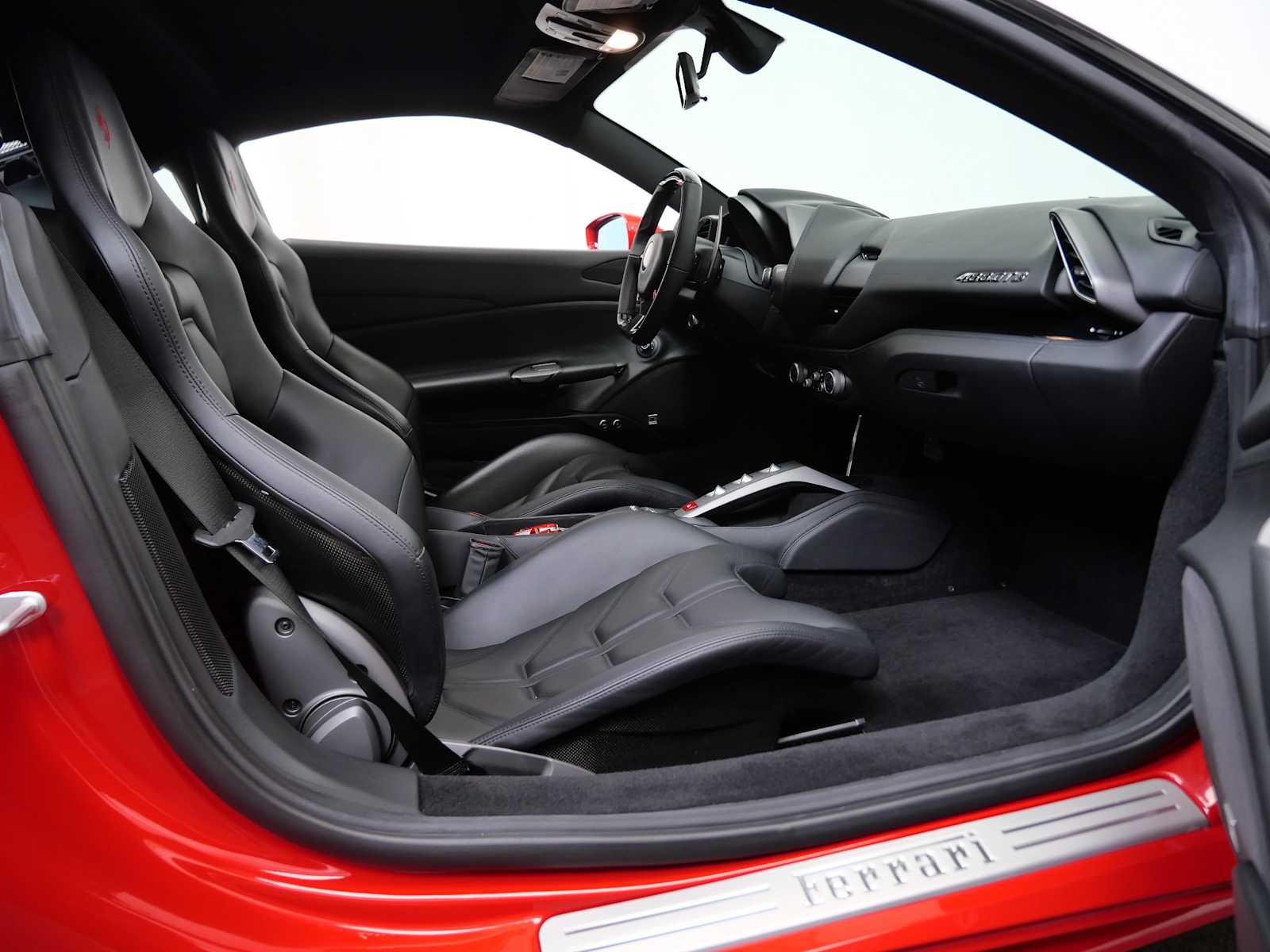 Thumbnail: 2016 Ferrari 488 - 12