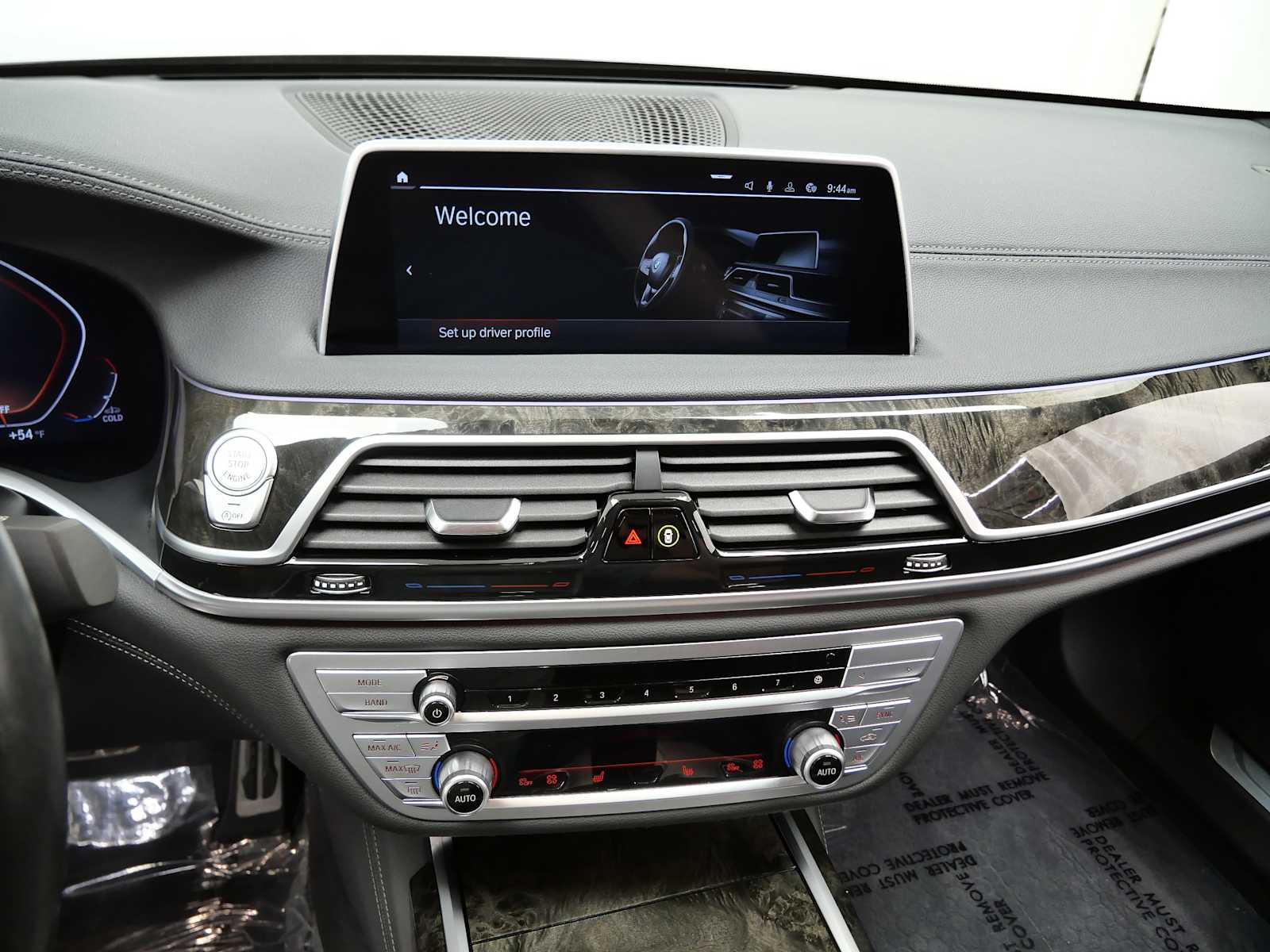 Thumbnail: 2022 BMW 7 Series - 23