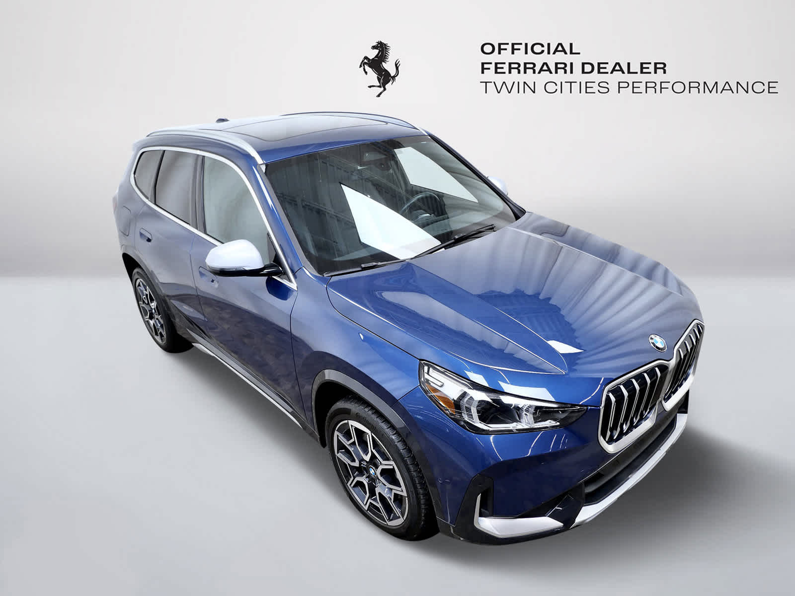 Thumbnail: 2023 BMW X1 - 8