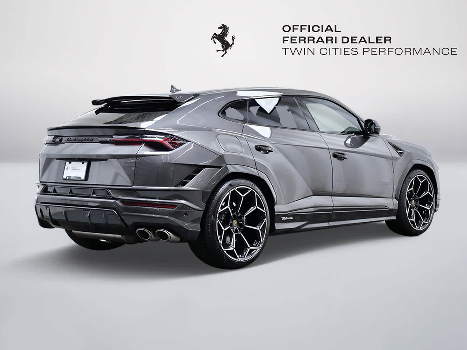 Thumbnail: 2023 Lamborghini Urus - 6