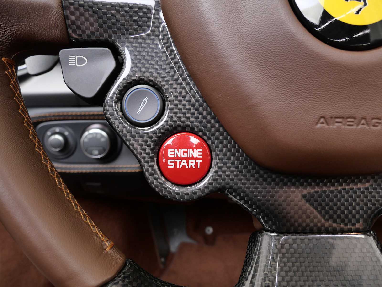 Thumbnail: 2014 Ferrari 458 - 28