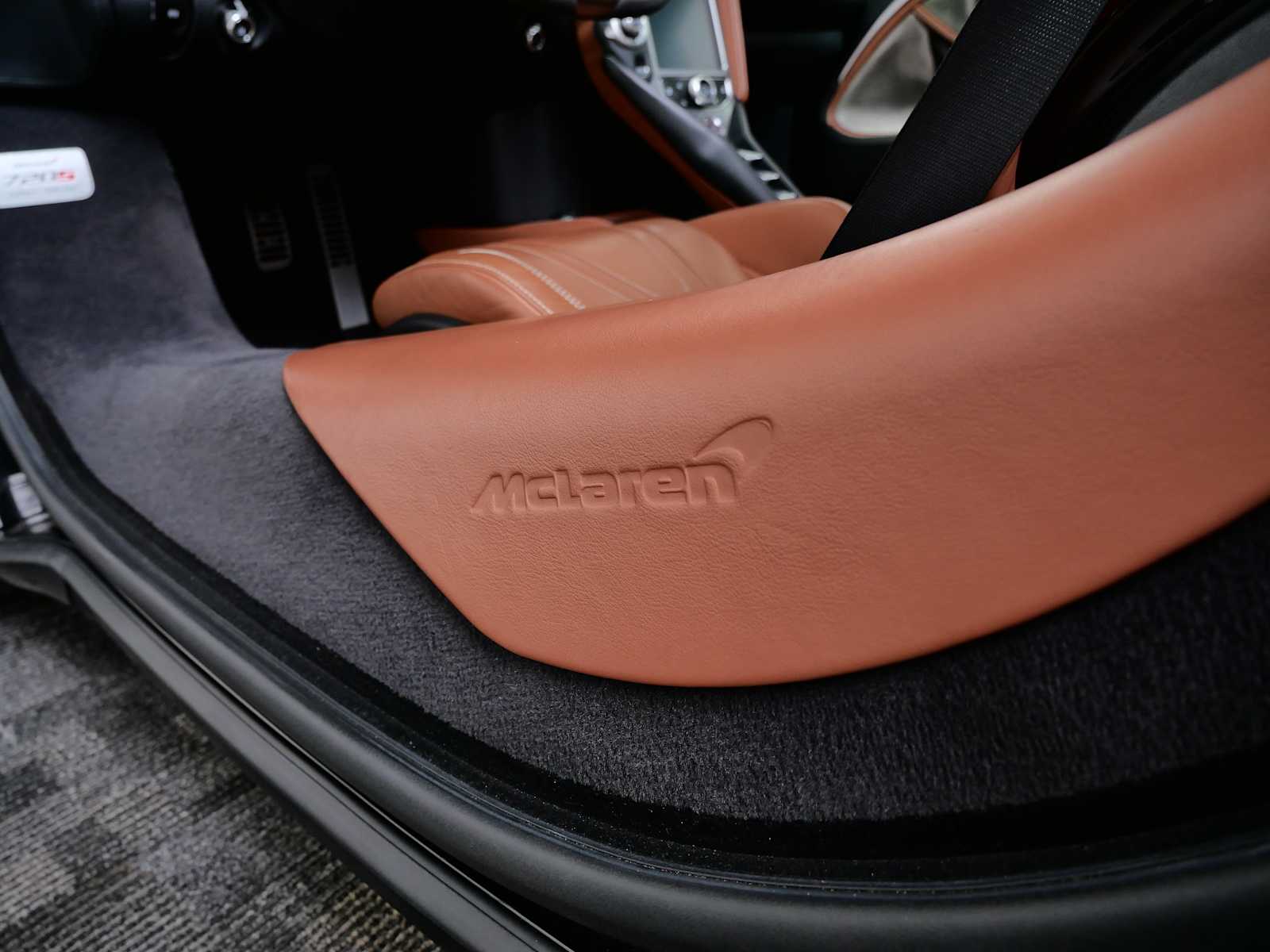 Thumbnail: 2018 Mclaren 720S - 17