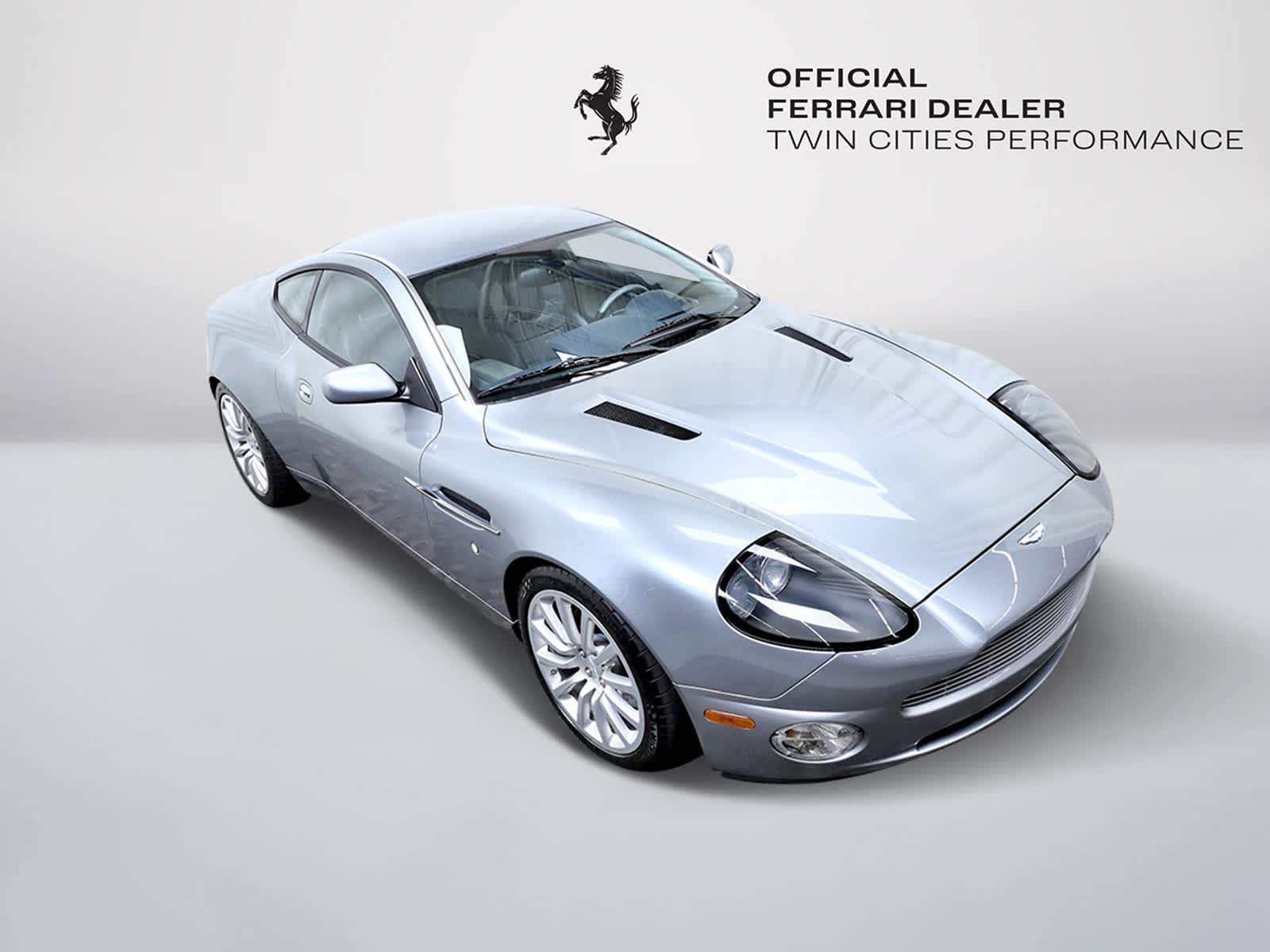 Thumbnail: 2003 Aston Martin Vanquish - 10