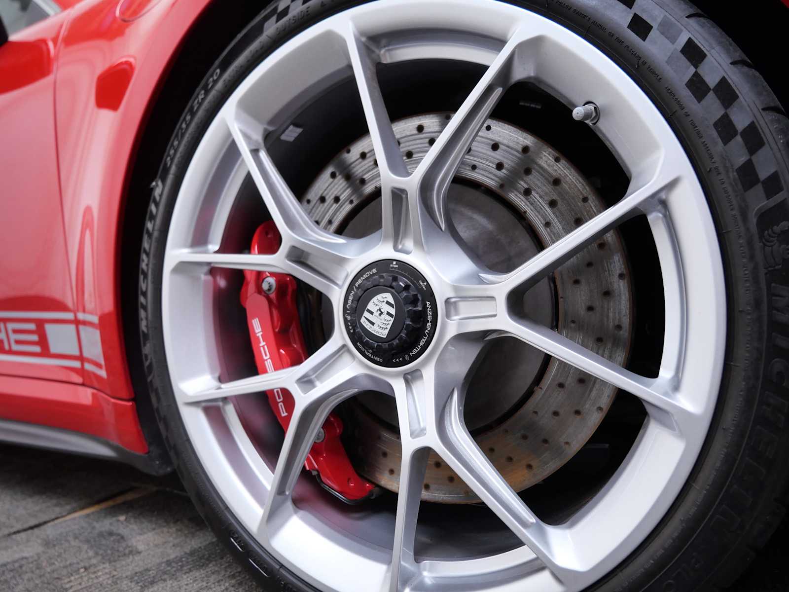 Thumbnail: 2022 Porsche 911 - 11