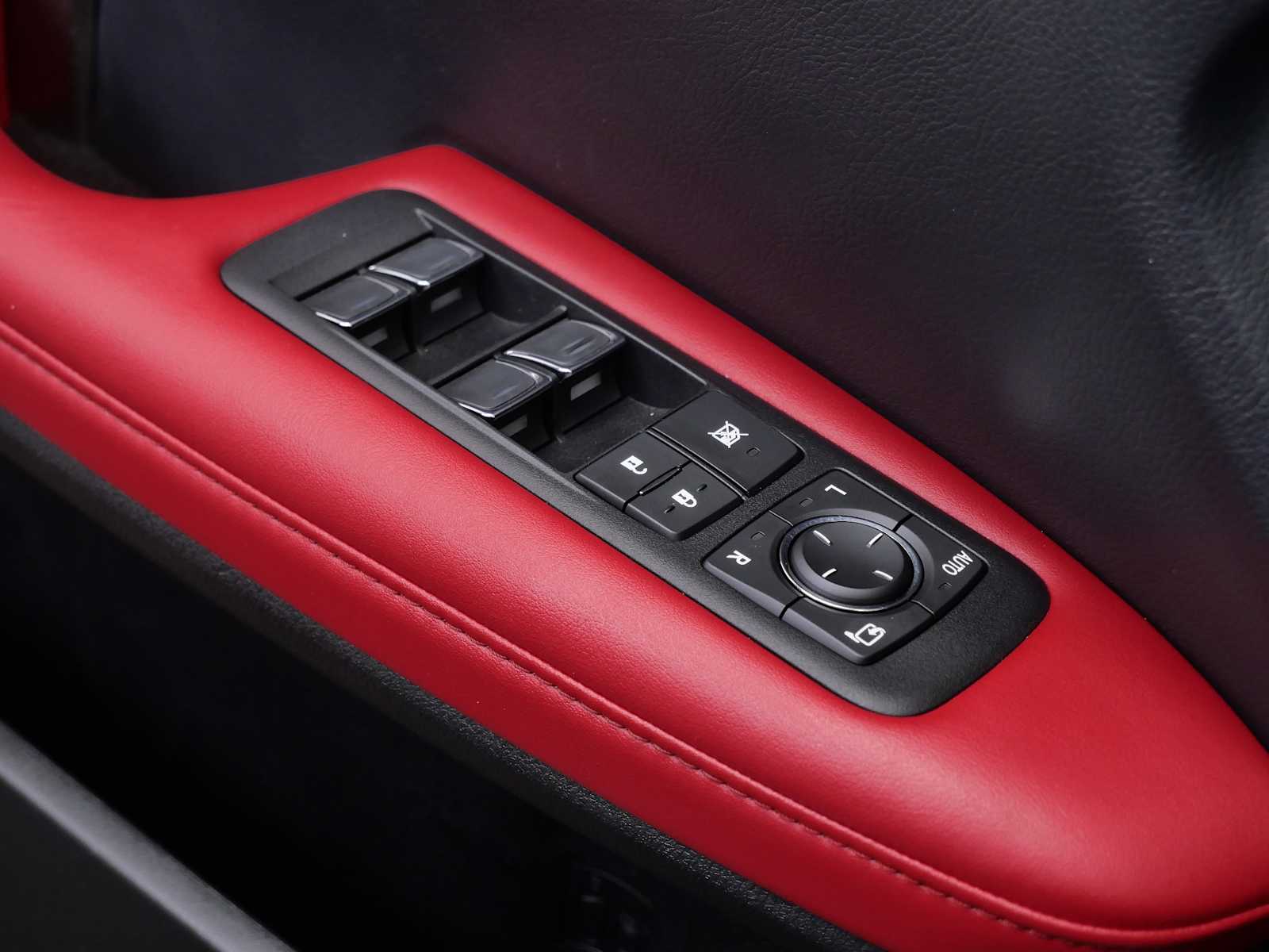 Thumbnail: 2022 Lexus RX - 31