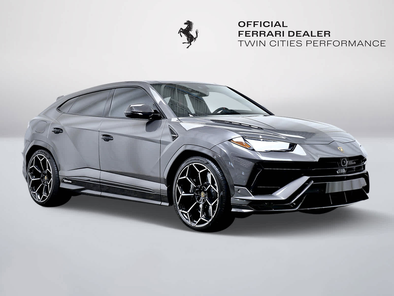 Thumbnail: 2023 Lamborghini Urus - 8